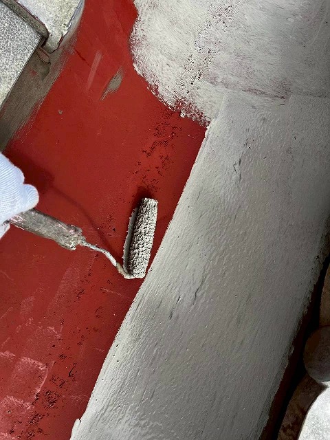 加古川市　谷板金の重ね塗り